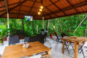Гостиница U Kinca Hostel  Увита